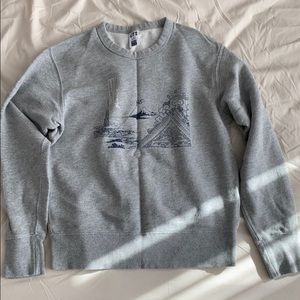 hokusai blue graphic sweatshirt